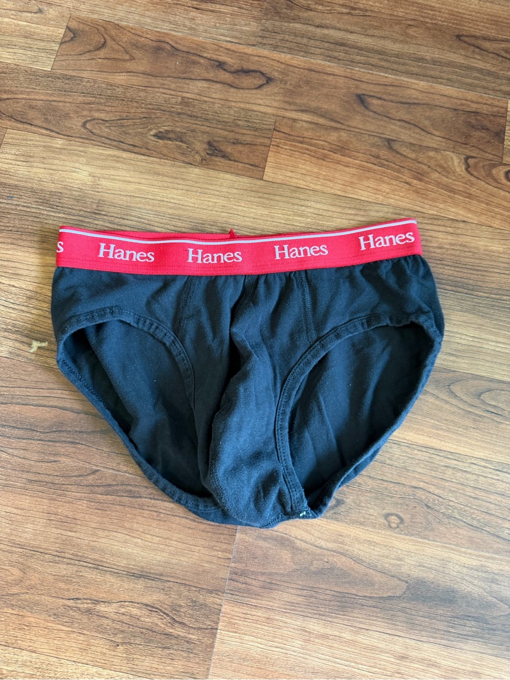 Men’s Hanes Briefs